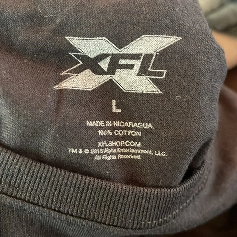 New XFL DC Defenders youth large, short sleeve tee unisex.